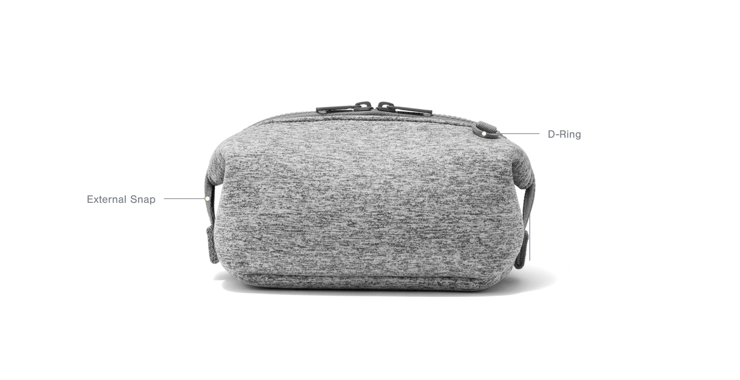 Back Features: D-Ring, External Snap
