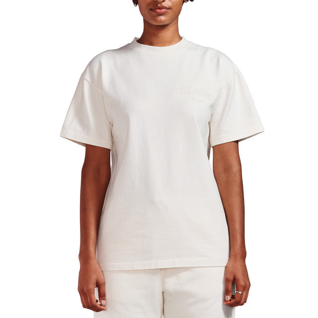 NoPDP - hover Varsha is 5’11 wearing a size XS t-shirt.