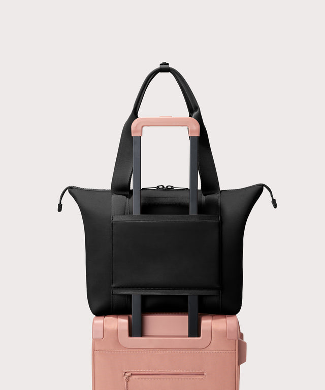 Noa Tote in Onyx