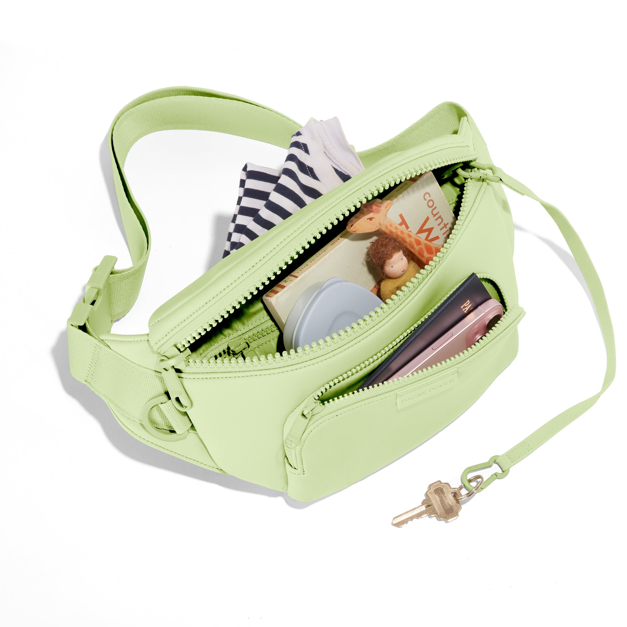 Jax Large Fanny Pack in Onyx