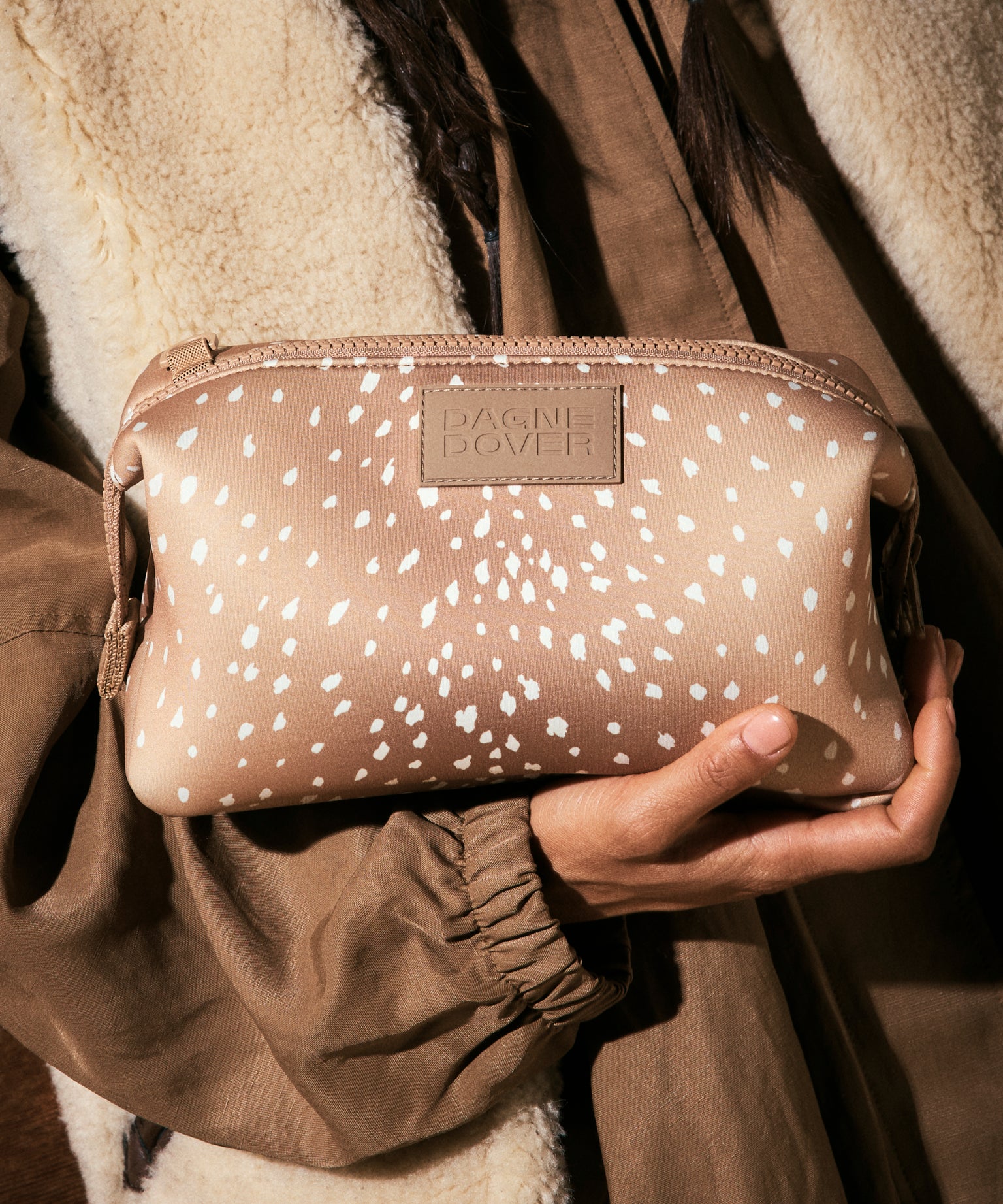 Hunter Toiletry Bag in Fawn Print, Large
