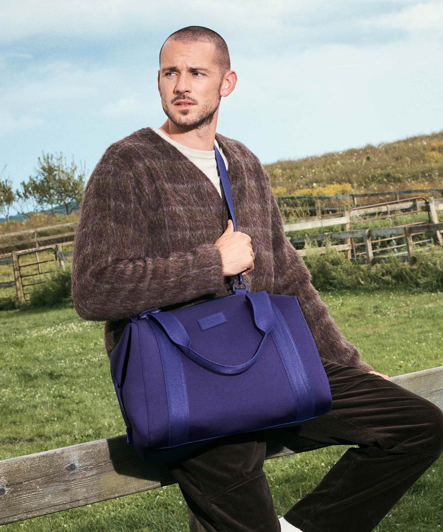 Landon Carryall in Midnight, Large