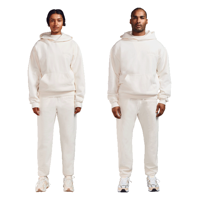 Model Left: Varsha is 5’11” wearing size M,  Model Right: Jenry is 6’0” wearing size L
