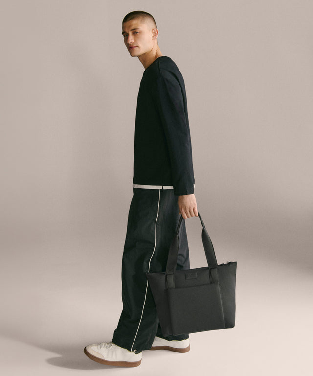 Noa Tote in Onyx