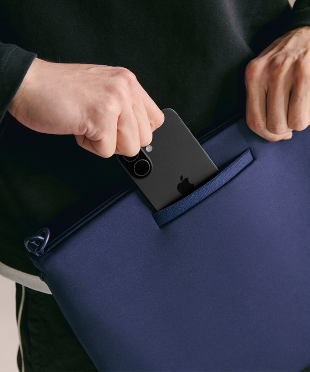 Reid Computer Sling in Onyx, 14-inch