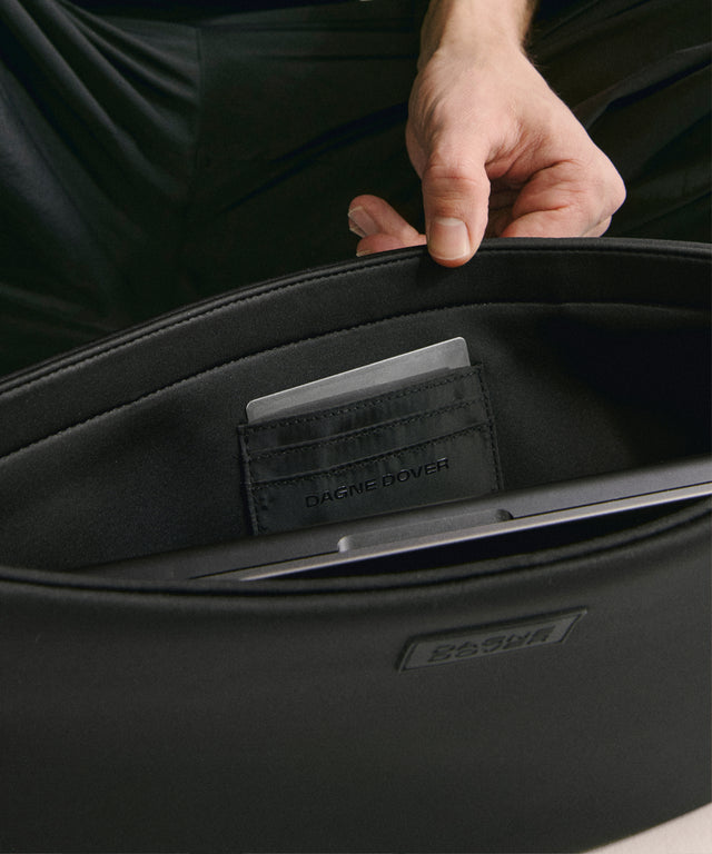 Reid Computer Sling in Onyx, 14-inch