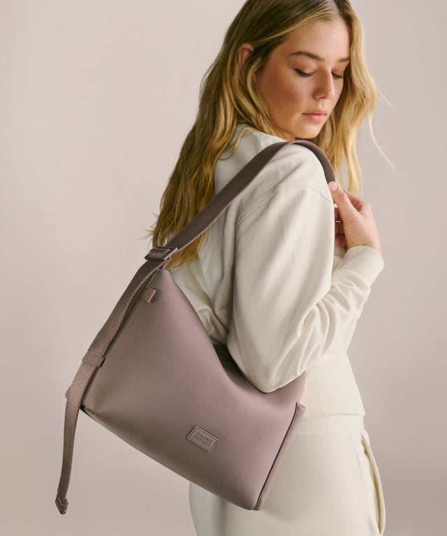 Rue Shoulder Bag in Onyx