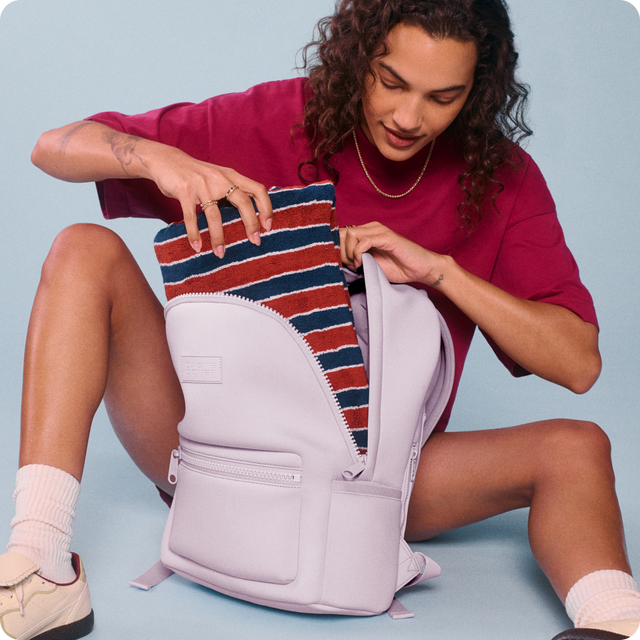 Dakota Backpack in Pine, Medium