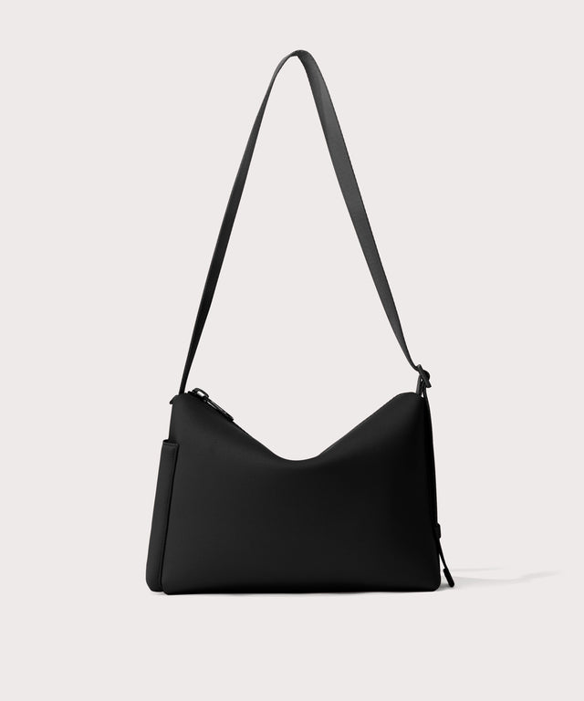 Rue Shoulder Bag in Onyx