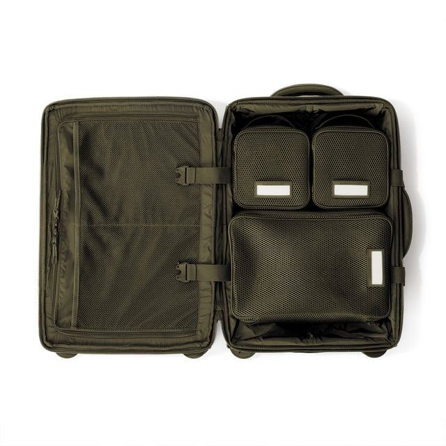Caption: Small and Medium Roma in 20.5” Seattle