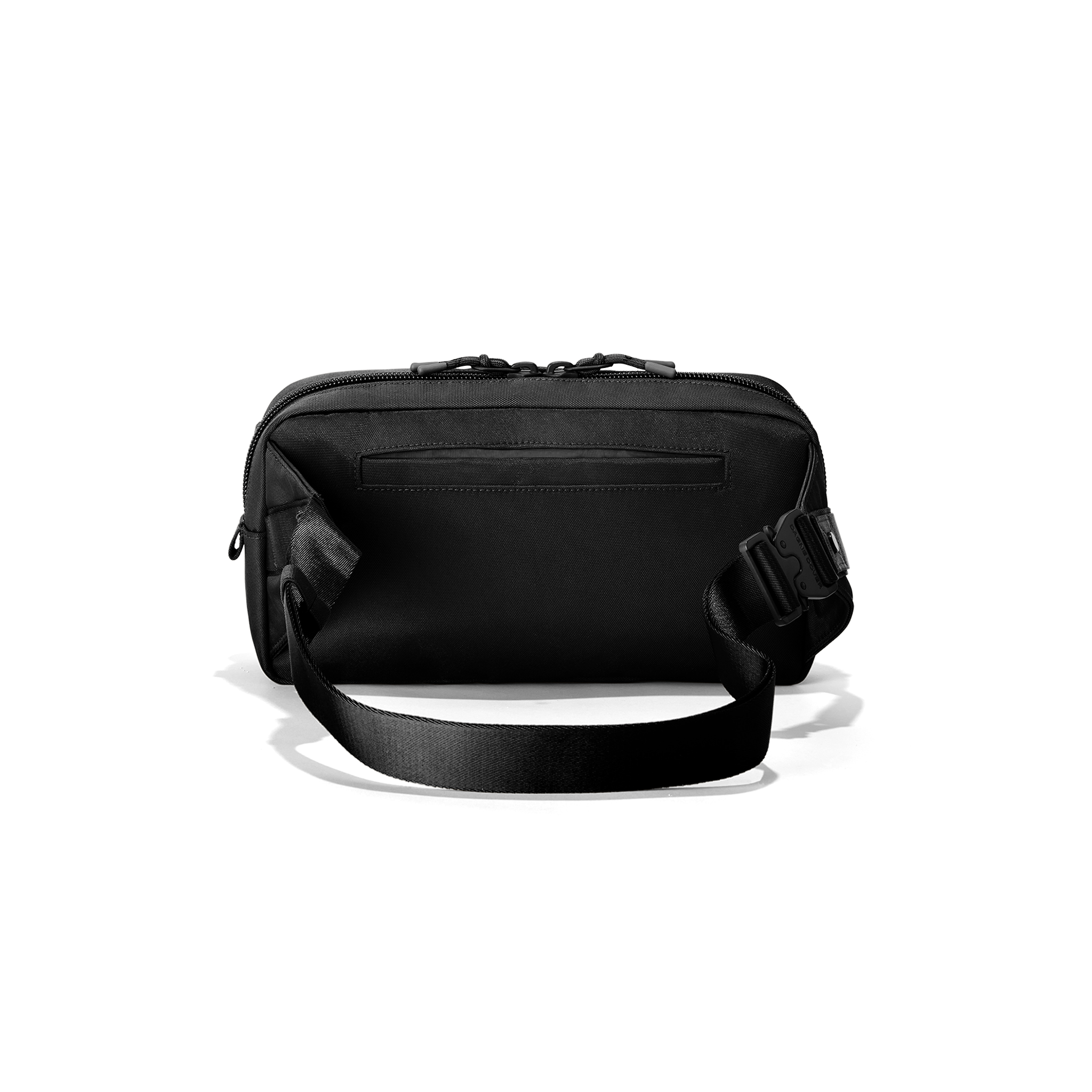 Travel_Cairo_Onyx_Back.png?