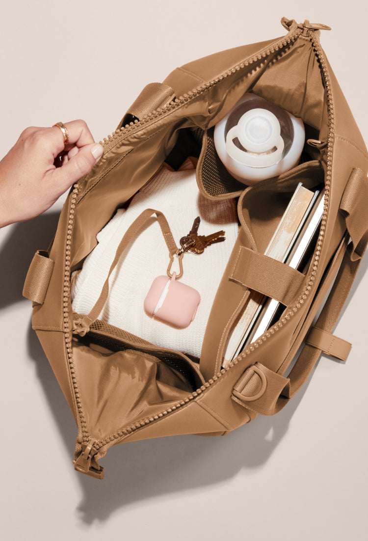 Buy Michael Kors Women Cream Colourblock Signature Shoulder Bag for Women  Online | The Collective