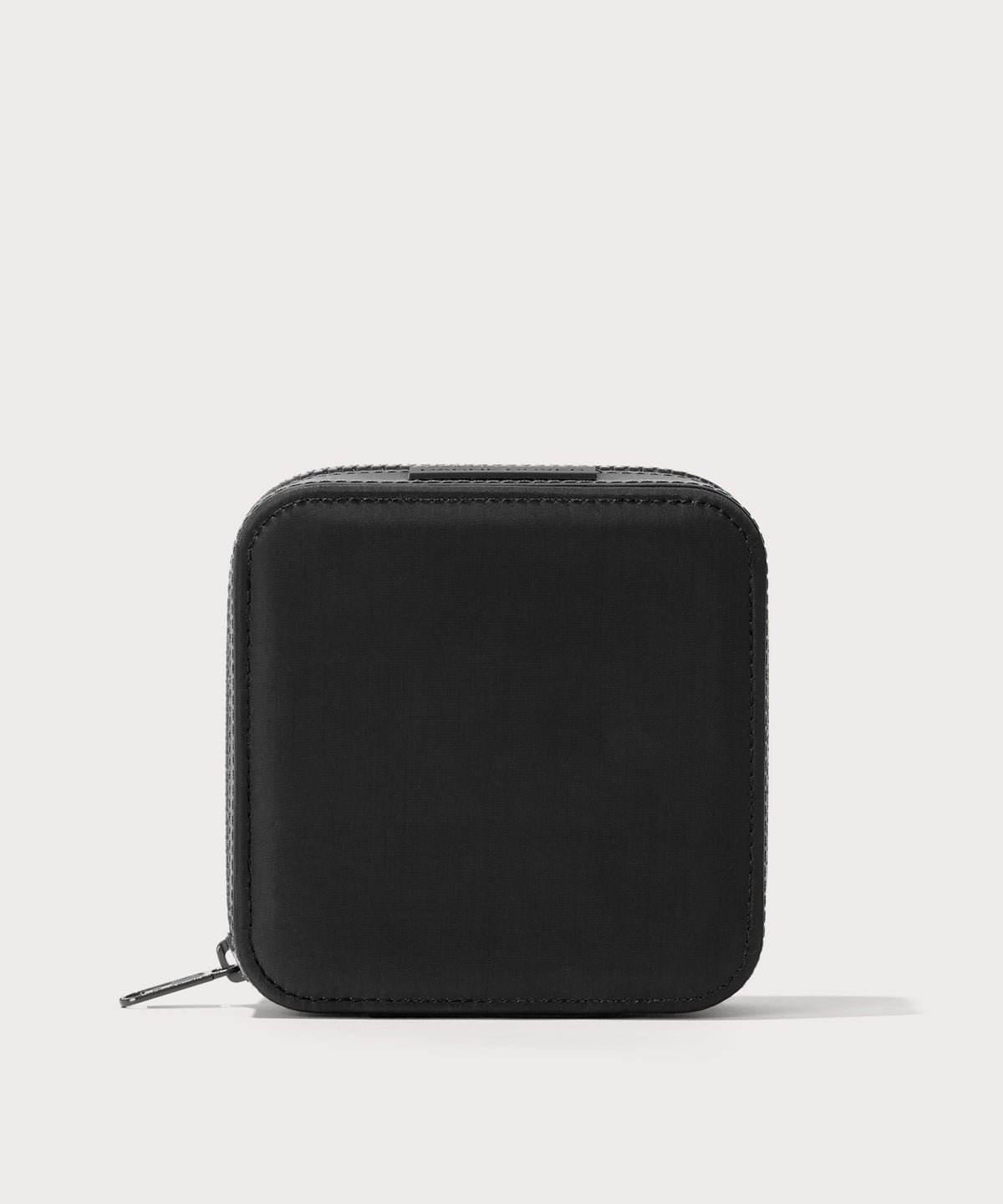 Dagne Dover Large Frankie Jewelry Case in black.
