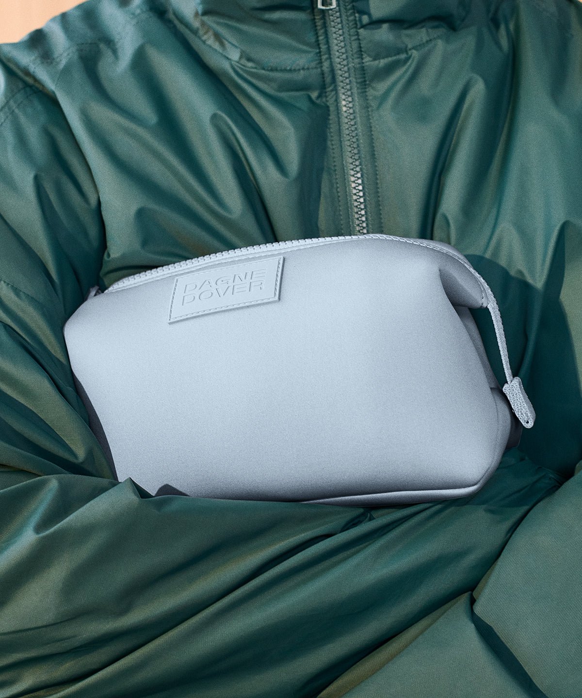 Hunter Toiletry Bag in Pine, Large