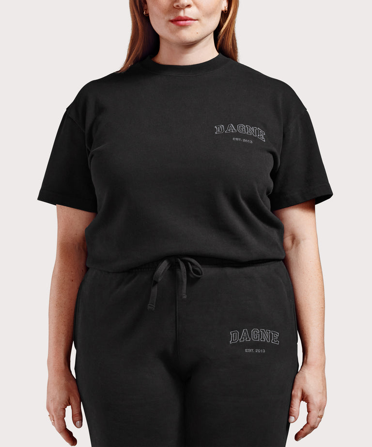 Varsity Logo T-shirt in Onyx, XS