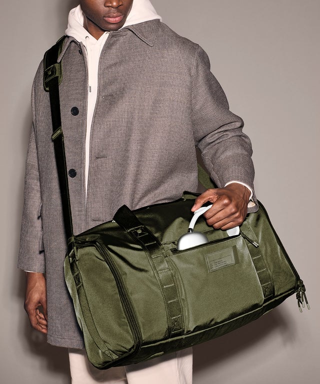 Monaco Garment Duffle in Onyx