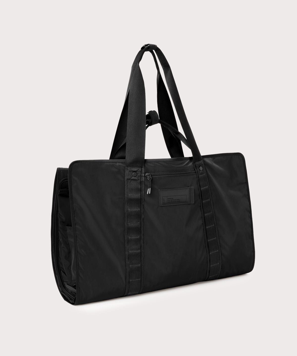 3/4 front view of Capri garment bag in onyx
