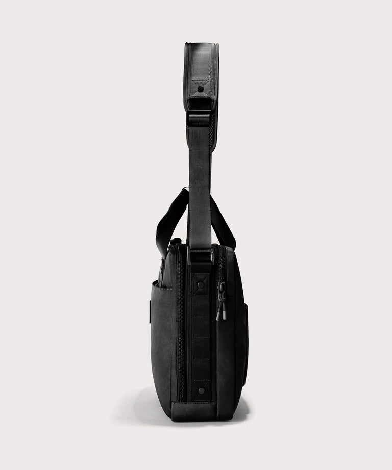 Berlin Travel Brief in Onyx