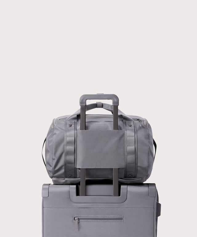 Denver Convertible Duffle in Ash, Medium