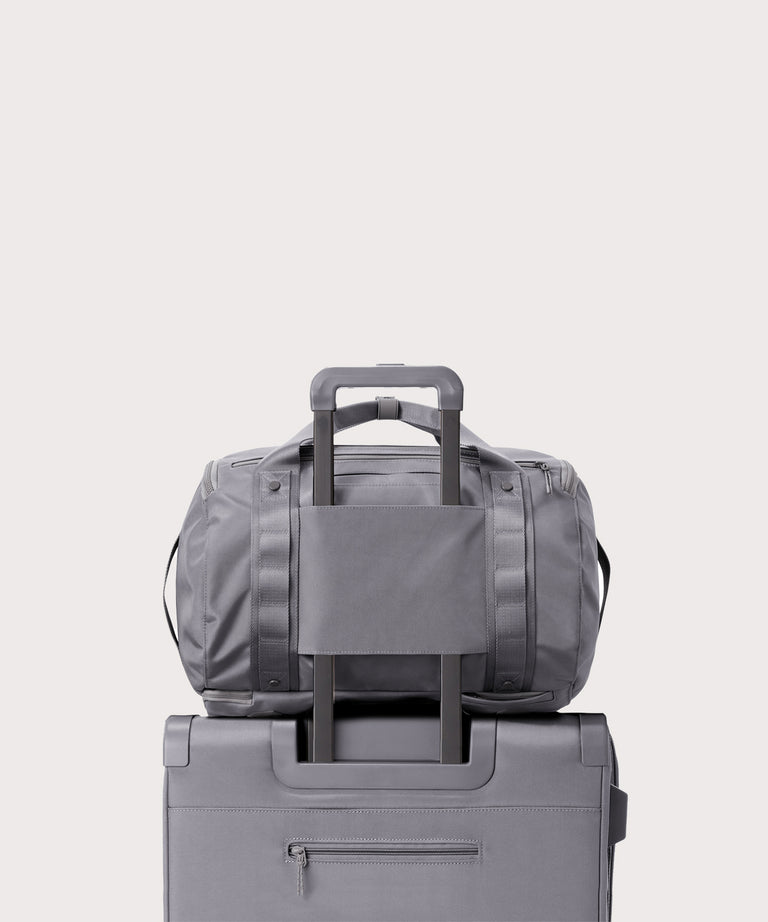Denver Convertible Duffle in Ash, Medium