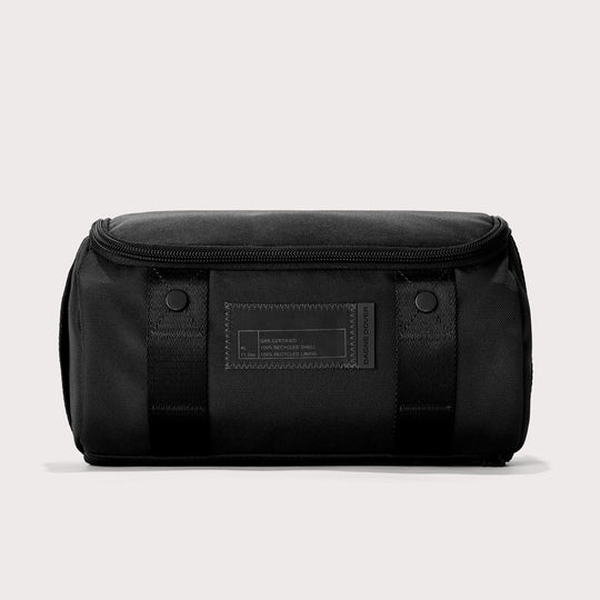 Seoul Dopp Kit in Onyx, Large