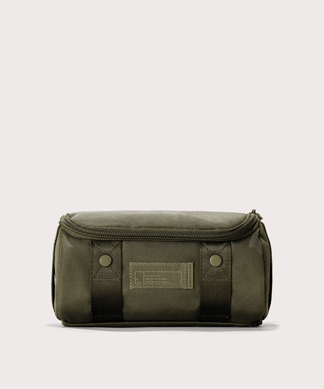 Seoul Dopp Kit in Dark Moss, Small
