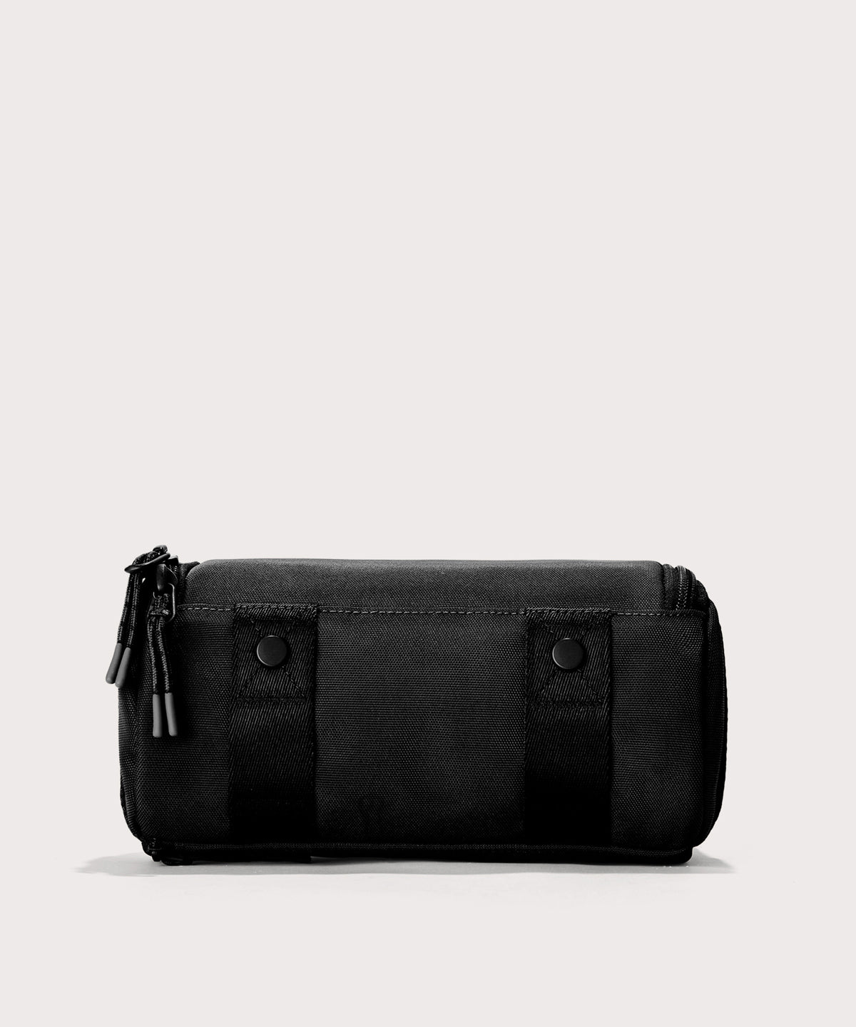 Seoul Dopp Kit in Onyx, Small
